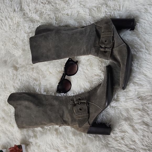 Liz Claiborne Flex Zorba Suede Tall Boots - Picture 2 of 11